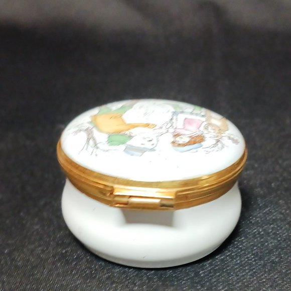 Crummles Enamel Trinket Box Harrods Christmas Snowman - Picture 2 of 6